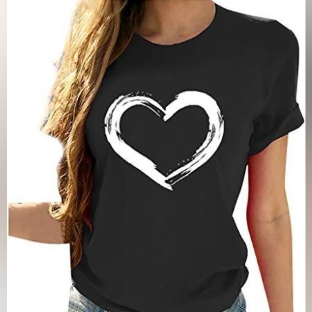 Black Short Sleeve Heart Print Top